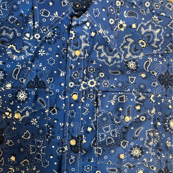 Lariat Western Wear Pearl Snap Short Sleeve Button Down - Picture 4 of 7